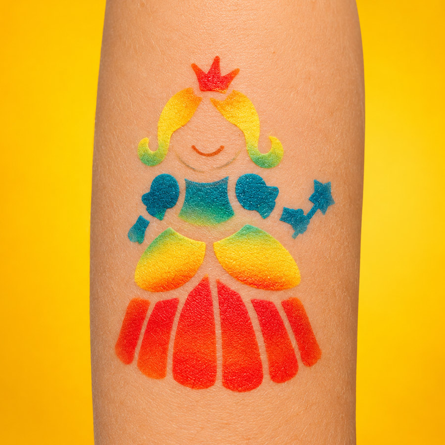 Airbrush-Sprühtattoo für Ritterfest Airbrush-Sprühtattoo für Ritterfest